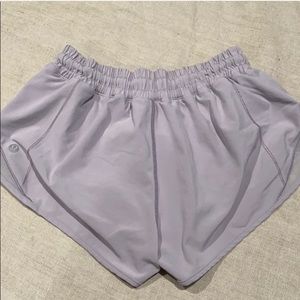 Lululemon Hotty Hot Shorts 2.5 inch size 0 Lilac